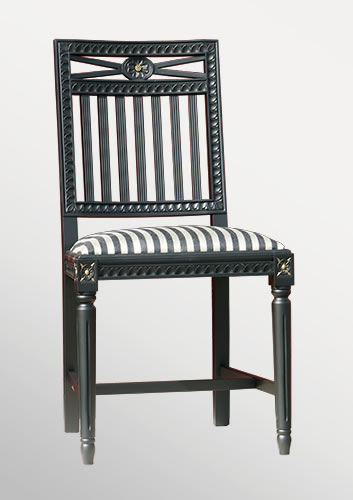 svart stol